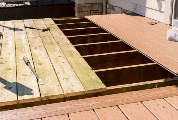 Cost of Deck Floor Replacement in Troy